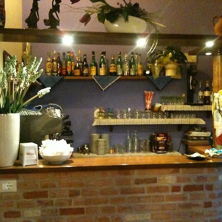 Agriturismo Lo Sgorzolo ペルゴラ エクステリア 写真